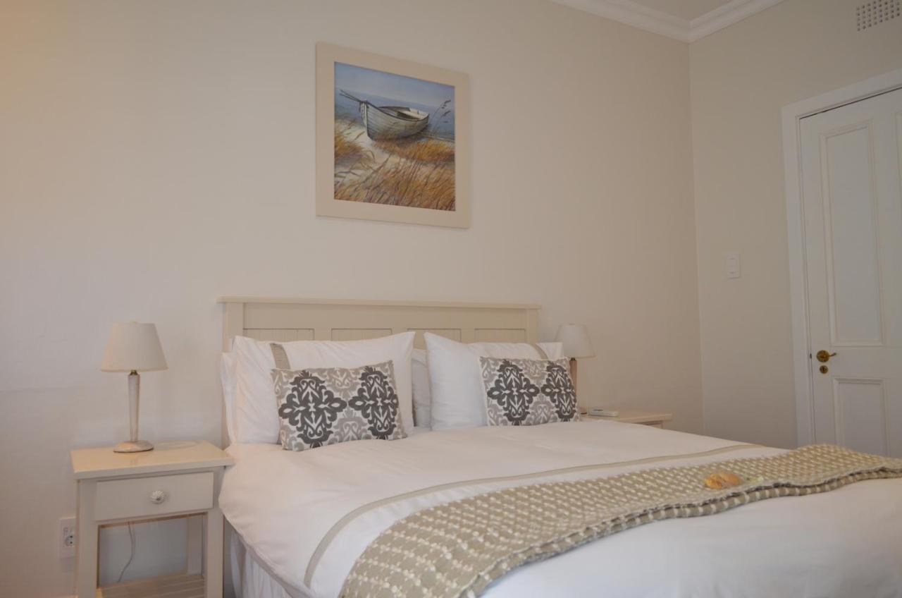 On The Bay Bed and Breakfast Port Elizabeth Buitenkant foto