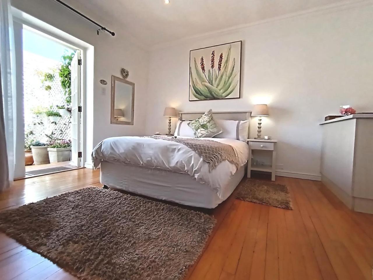 On The Bay Bed and Breakfast Port Elizabeth Buitenkant foto