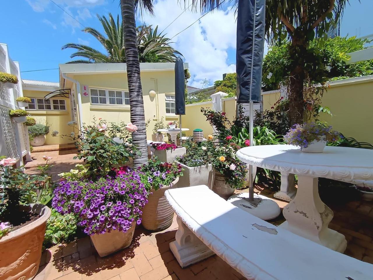 On The Bay Bed and Breakfast Port Elizabeth Buitenkant foto