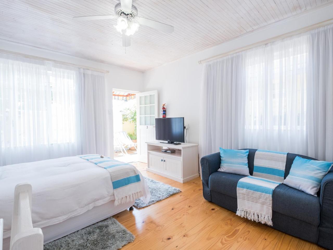 On The Bay Bed and Breakfast Port Elizabeth Buitenkant foto